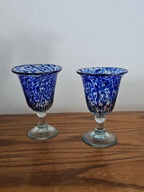 Made in Mexico Handblown Blue Speckled Glass Goblets - Set of 2 Tote 9